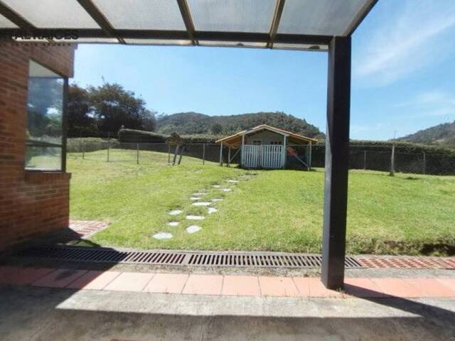 #61 - Casa para Venta en La Calera - CUN - 2